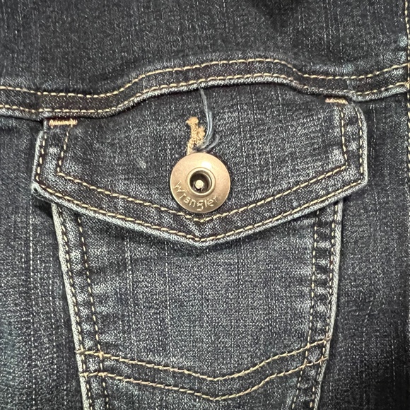 WRANGLER Authentics Women's Stretch Denim Jacket (Size L) - Picture 5 of 13